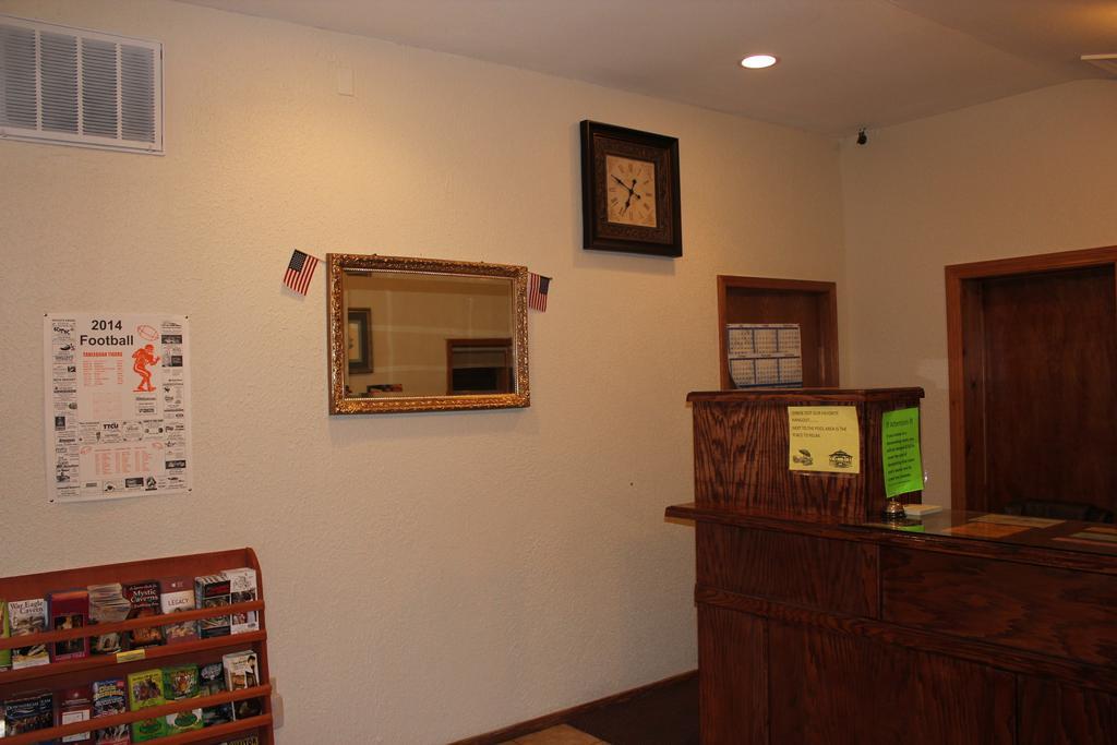 Oak Hill Inn And Suites Tahlequah Dış mekan fotoğraf