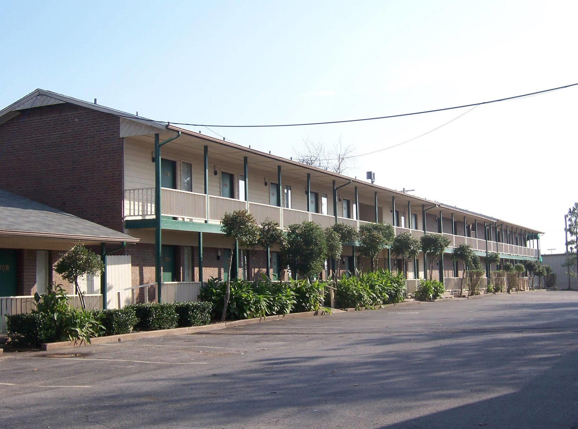 Oak Hill Inn And Suites Tahlequah Dış mekan fotoğraf